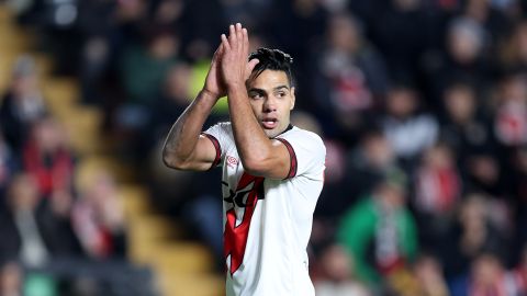 Falcao podría cerrar su carrera en Malasia.