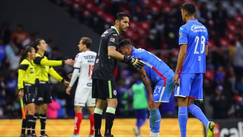 El hijo del guardameta de Cruz Azul agredió físicamente a un guardia de seguridad cuando estaba en estado de ebriedad.