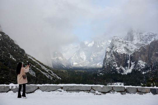 Parque Nacional Yosemite, en California, cerró indefinidamente tras intensa tormenta nevada