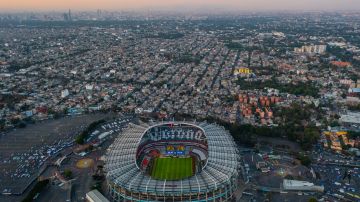 Vista aérea del Estadio Azteca, una de las sedes en el Mundial 2026.