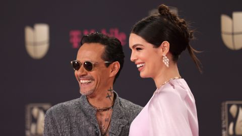 La modelo Nadia Ferreira y Marc Anthony anunciaron el pasado 14 de febrero que están en la dulce espera.