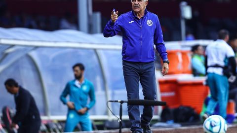 El estratega aseguró que los cementeros jugarán sin descanso para sumar la victoria ante Pumas.