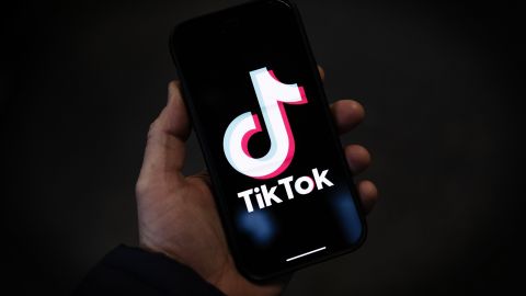 US And EU Ban TikTok From Staff Mobile Devices