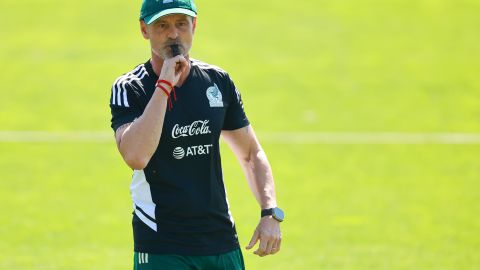 Diego Cocca durante su primer entrenamiento con la Selección de México.