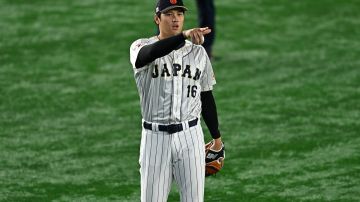 Shohei Ohtani en su debut con Japón.