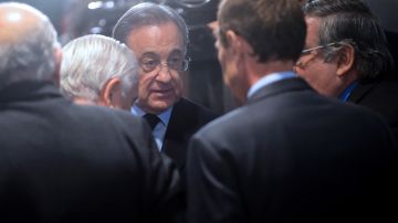 Foto referencial. El presidente del Real Madrid, Florentino Pérez, luego de una reunión con su Junta Directiva.