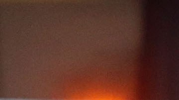 Dos personas que se encontraban en el interior de la casa fueron arrestadas e interrogadas.