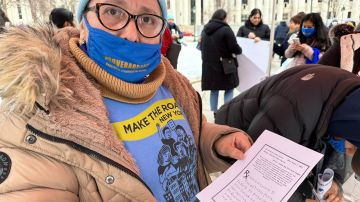 La inmigrante María Rubio viajó esta semana a Albany para participar en la manifestación a favor de la cobertura de salud.
