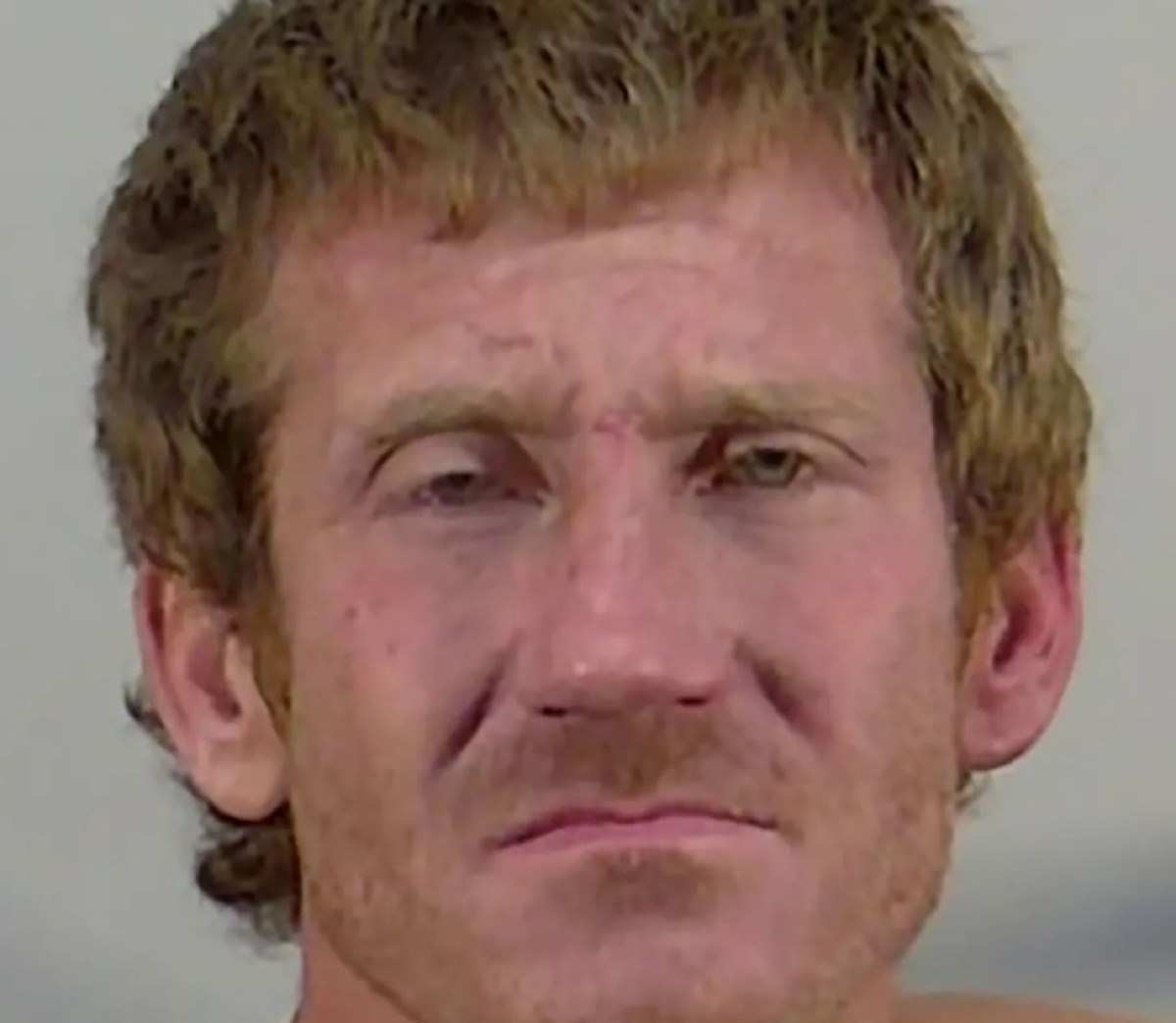 Arrestan a hombre en Florida que le exigió sexo a empleada de salón de masajes a punta de pistola