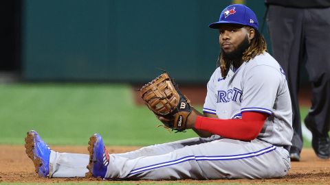 Vladimir Guerrero Jr. no jugará el Clásico Mundial por lesión.