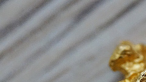 La pepita de oro tiene un valor de $160,000 dólares aproximadamente.