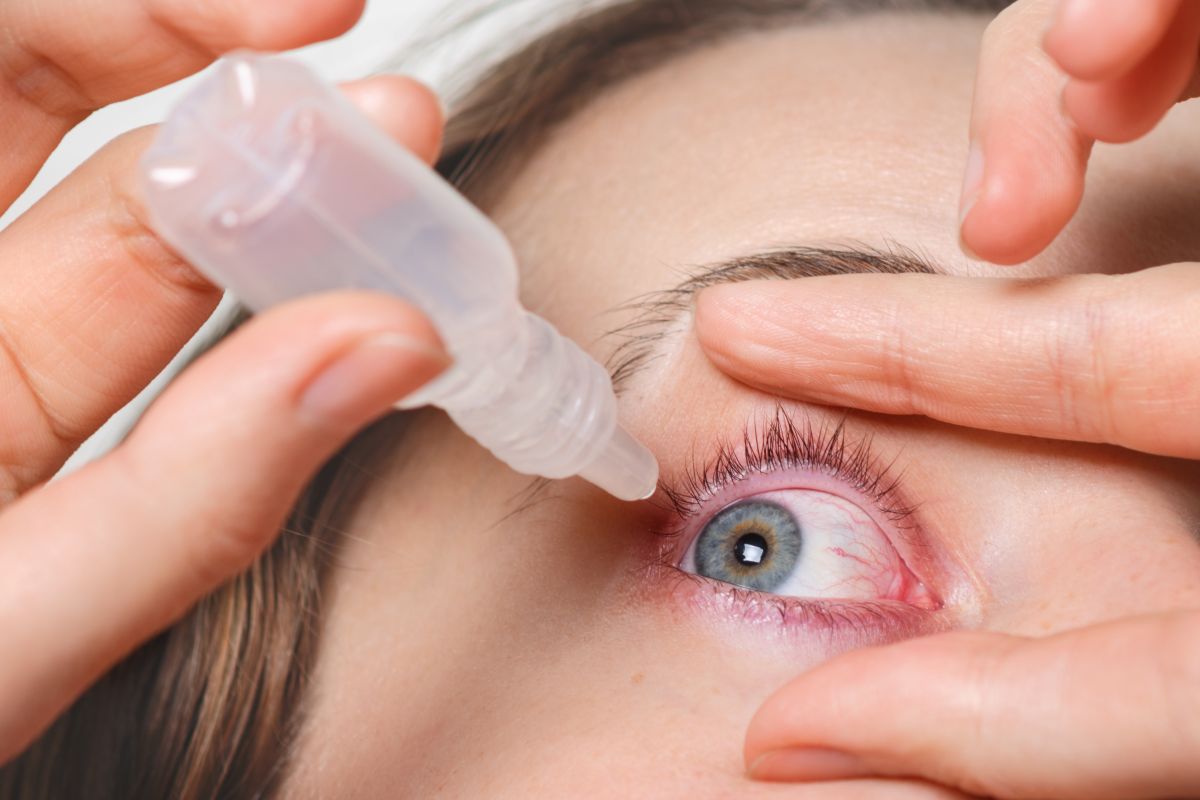 Cerca de 117 millones de personas en los Estados Unidos usan gotas para los ojos. 