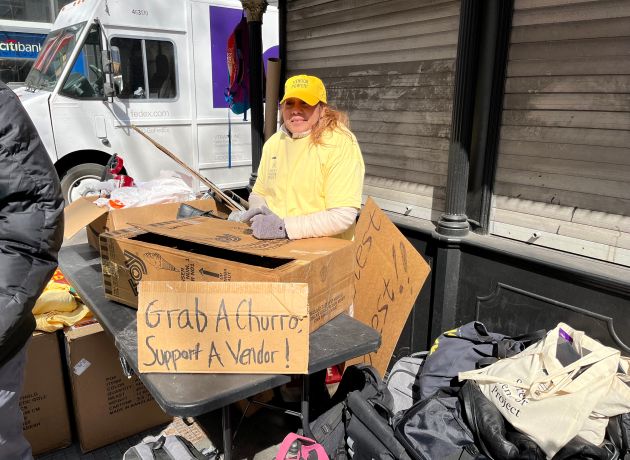 Vendedores ambulantes de Nueva York exigen formalizar el comercio callejero