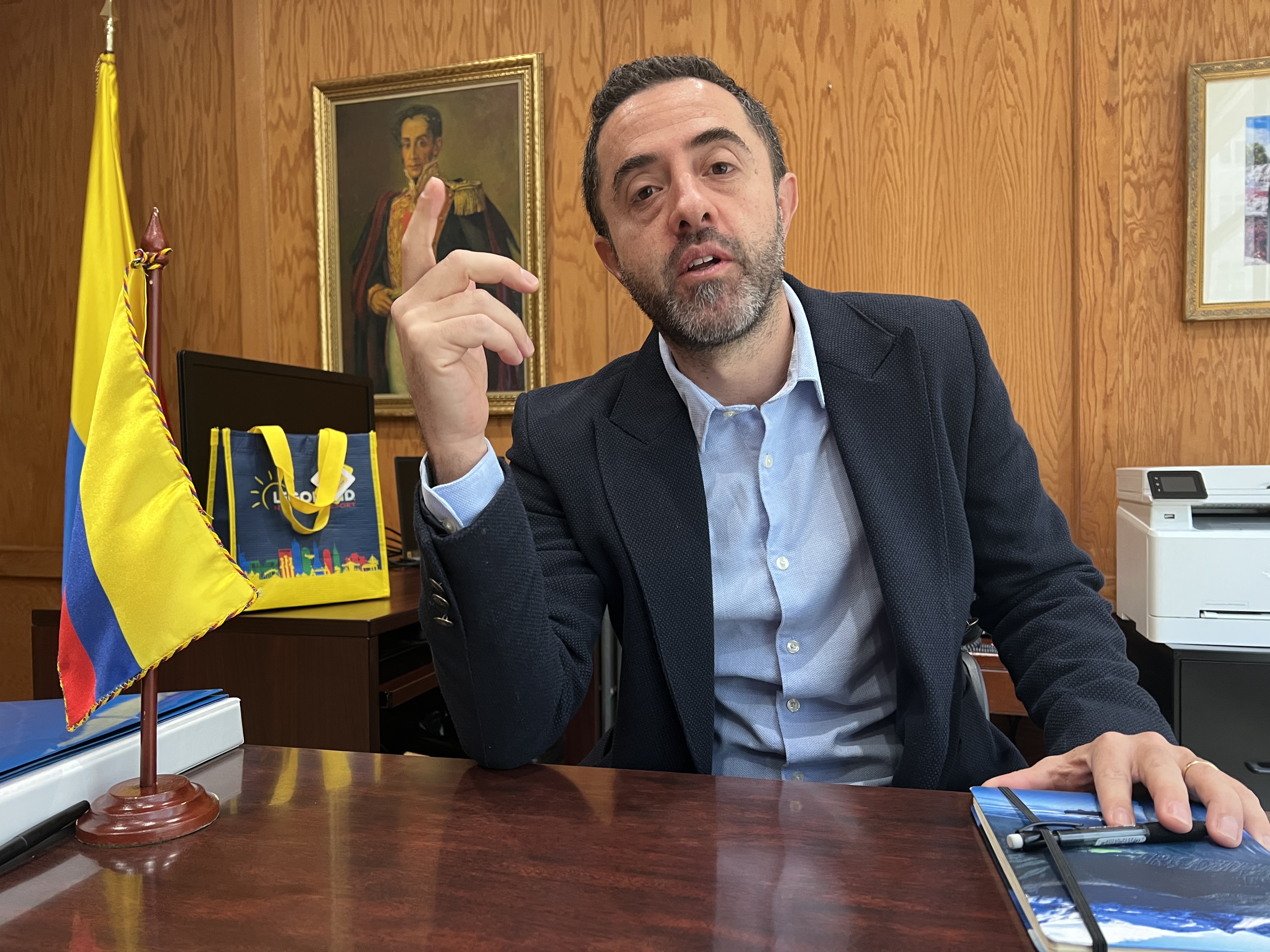 Cónsul de Colombia en NY: "Queremos tener un Consulado más ordenado y eficiente"