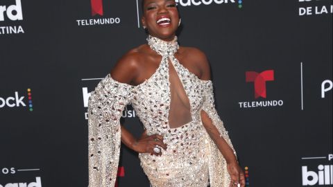 Chiky Bombom en la alfombra roja de Premios Billboard de la Música Latina.