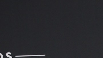 La colombiana Carmen Villalobos vuelve a ser la conductora de 'Top Chef VIP'.