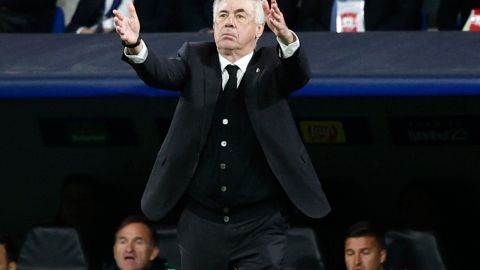 Carlo Ancelotti durante el encuentro ante Chelsea.