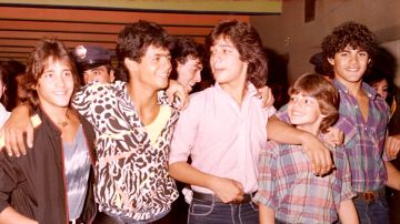Ricky Martin los 14 años de edad en el grupo Menudo con Jay, Robbi, Ray y Charlie/México, circa 1985.