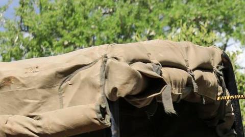 La policía exhuma los restos de presuntos miembros de una secta cristiana en Kilifi.