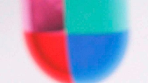 La modelo Aleska Génesis sigue recibiendo comentarios negativos de los internautas.