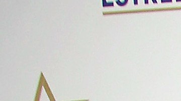 La conductora Penélope Menchaca recibe fuertes críticas por su trabajo.