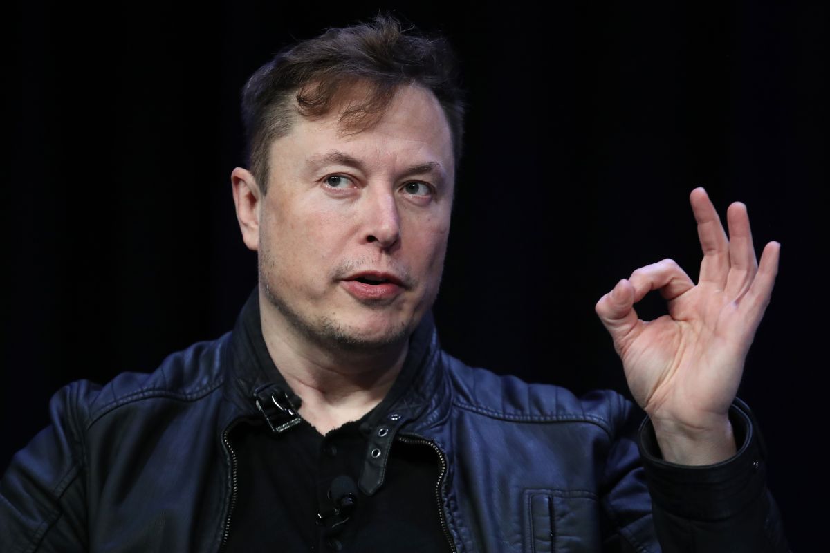 Elon Musk presents his new company xAI, bets on artificial intelligence