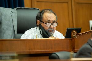 Raúl Grijalva encabeza esfuerzos para presentar por segunda vez en la Cámara medida que busca realizar plebiscito federal en Puerto Rico entre opciones no territoriales