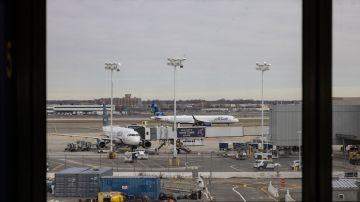 Aviones de JetBlue en el JFK