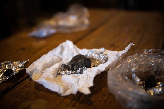 Museo en Maine ofrece recompensa de $25,000 a quien encuentre pedazo del meteorito que cayó en el estado durante el fin de semana