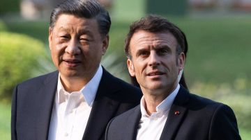 TOPSHOT-CHINA-FRANCE-DIPLOMACY