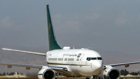 Imagen referencial de un Boeing 737, modelo de avión en el que se transladarían las jugadoras del Arsenal a Londres.