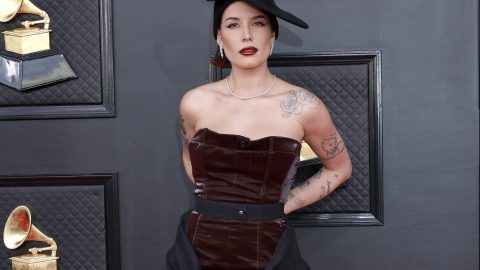 Recientemente Halsey anunció su separación de Capitol Records.