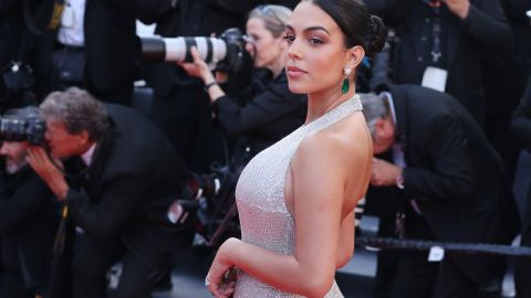 Georgina Rodríguez durante la alfombra roja del estreno de la película Elvis.