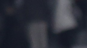 Fede Valverde levanta la copa de la UEFA Champions League en 2022.