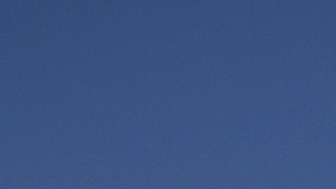 El ejército busca crear agua "de la nada".