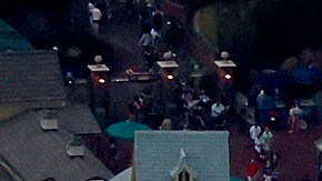 Los videos muestran el incendio en una de las atracciones.