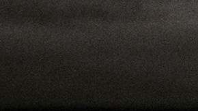 La estación de metro fue acordonada con cinta policía el sábado mientras los oficiales hacían guardia.