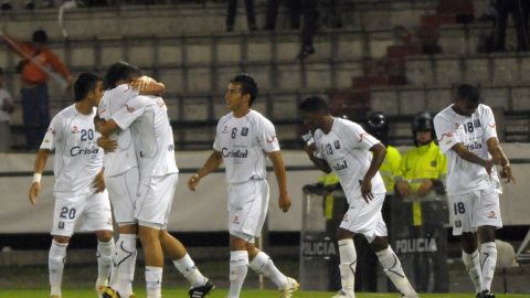 Los jugadores del Once Caldas fueron atacados.