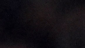 Jalen Brunson (M) guió la primera victoria de los Knicks en los 'playoffs' de la NBA.