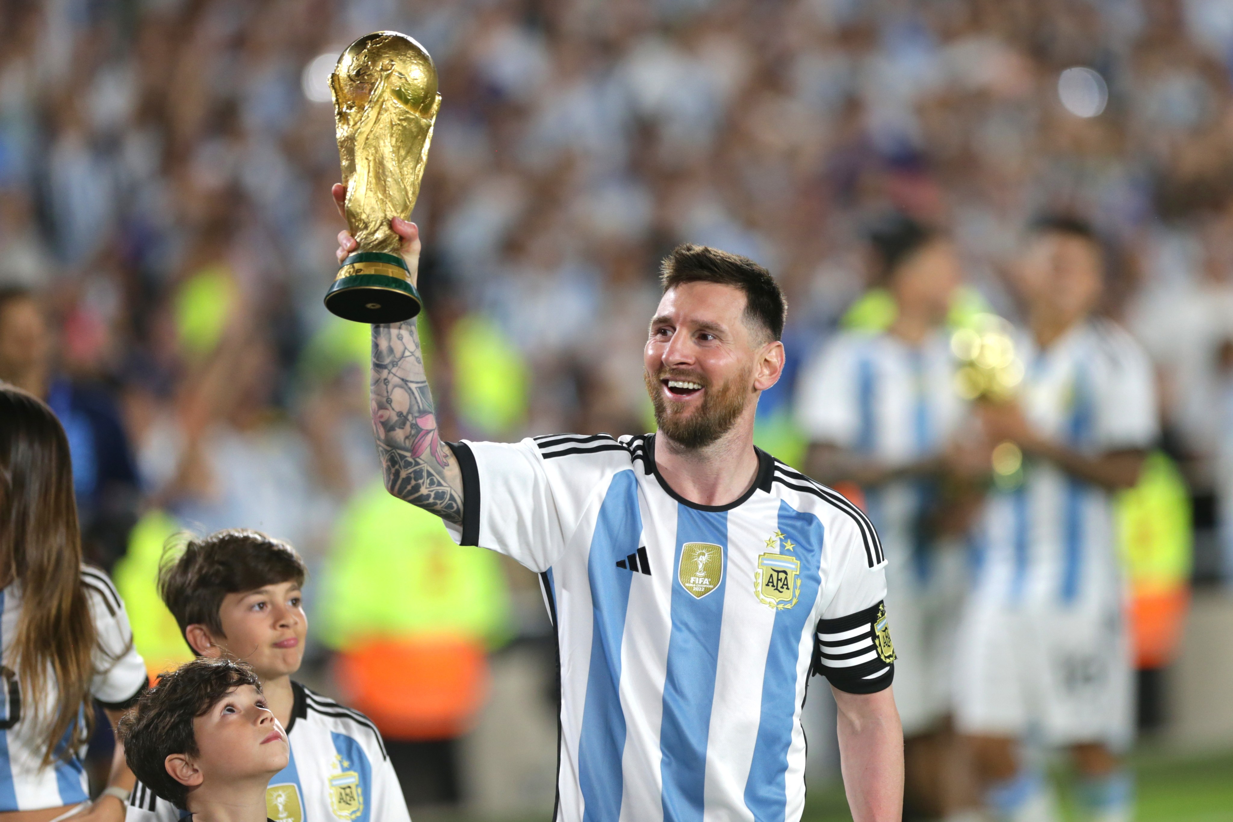 LEO MESSI ES LA NUEVA ESTRELLA DE LOUIS VUITTON