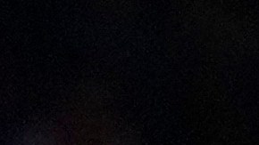 Joel Embiid (D) guió la victoria de los 76ers sobre los Nets.