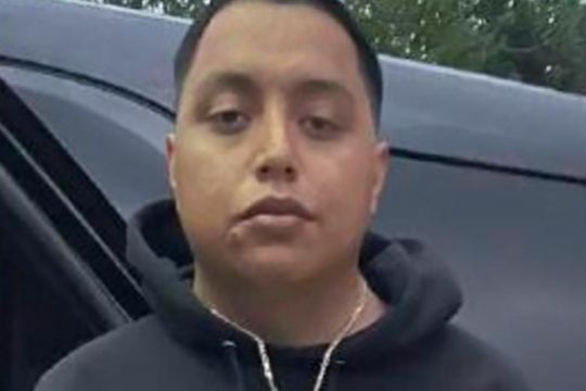 Hispano acusado de tirotear a dos "cheerleaders" adolescentes en Texas luego de que estas ingresaran por error en su auto
