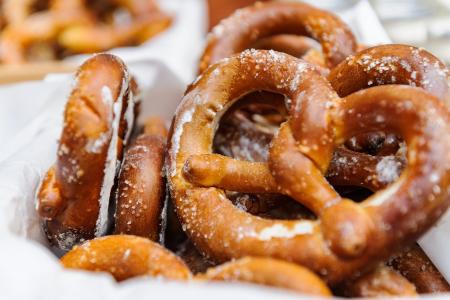 Los pretzels y su origen en la Iglesia católica - El Diario NY