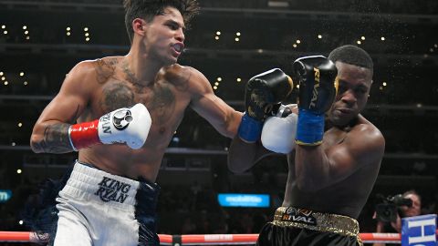 Ryan García (I) reprochó a Gervonta Davies que pusiera tantos obstáculos al combate.