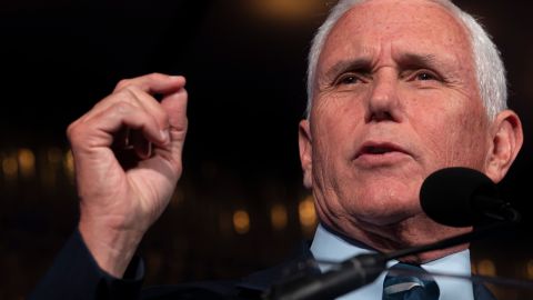 Exvicepresidente Mike Pence quiere retirar píldora abortiva mifepristona del mercado en EE.UU.