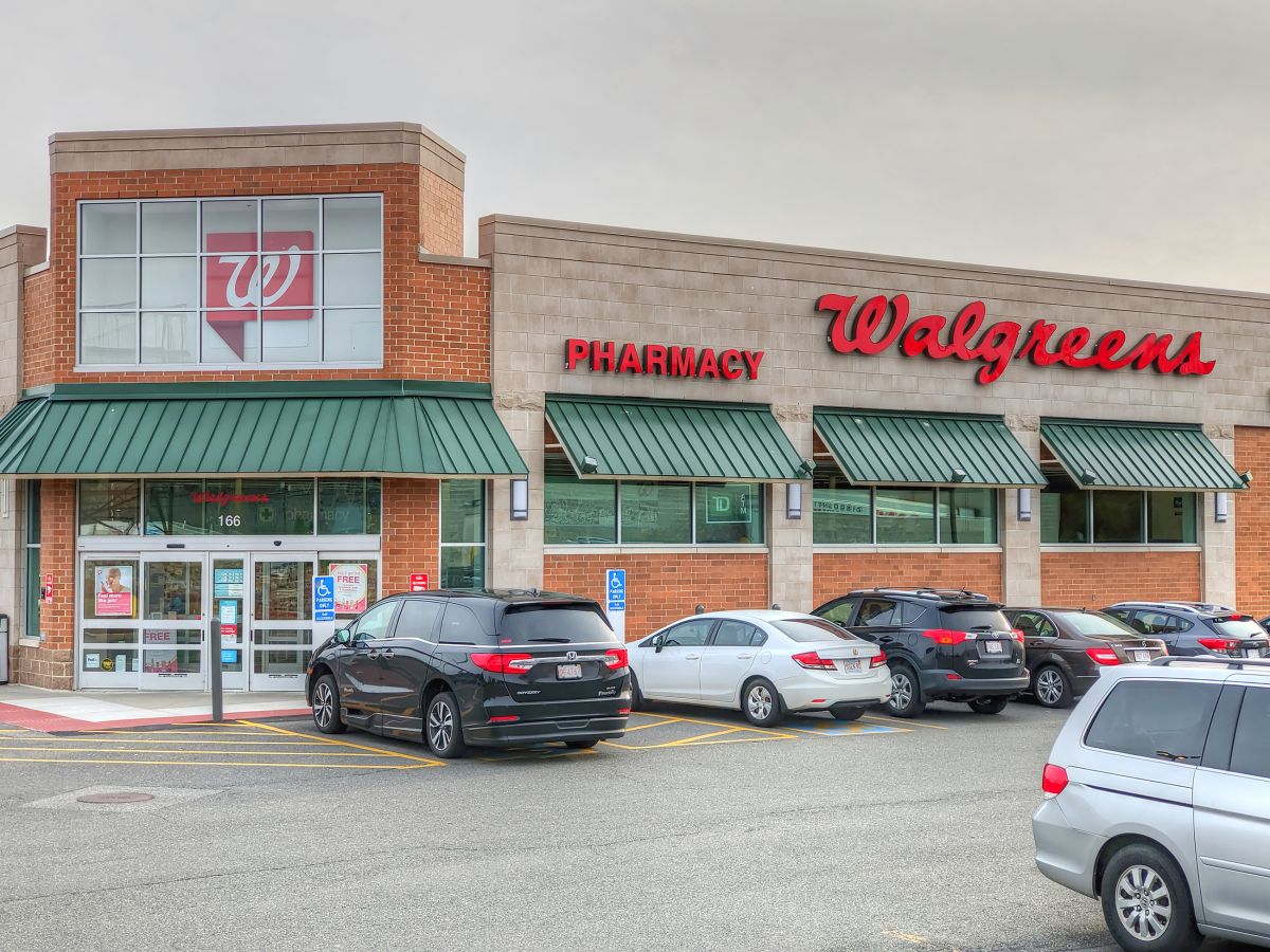 Walgreens customer discovers device to steal bank card data at store ATM