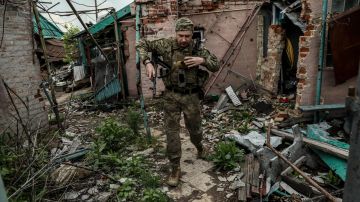 Las fuerzas ucranianas se mantienen cerca de la línea del frente en el Este de Ucrania.