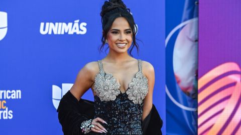 La cantante Becky G agradece por el cariño de sus fanáticos en México.