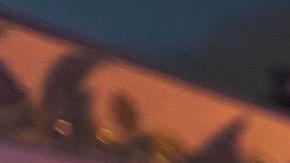 Policías cierran el área donde se produjeron disparos a lo largo de un paseo marítimo en Hollywood, Florida.