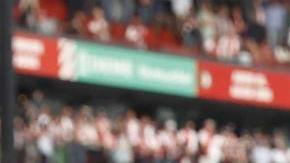 Santiago Giménez se coronó campeón de la Eredivisie.